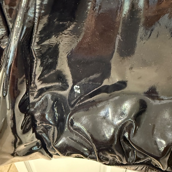 Gucci Black Patent Hysteria Handbag - Picture 10 of 14